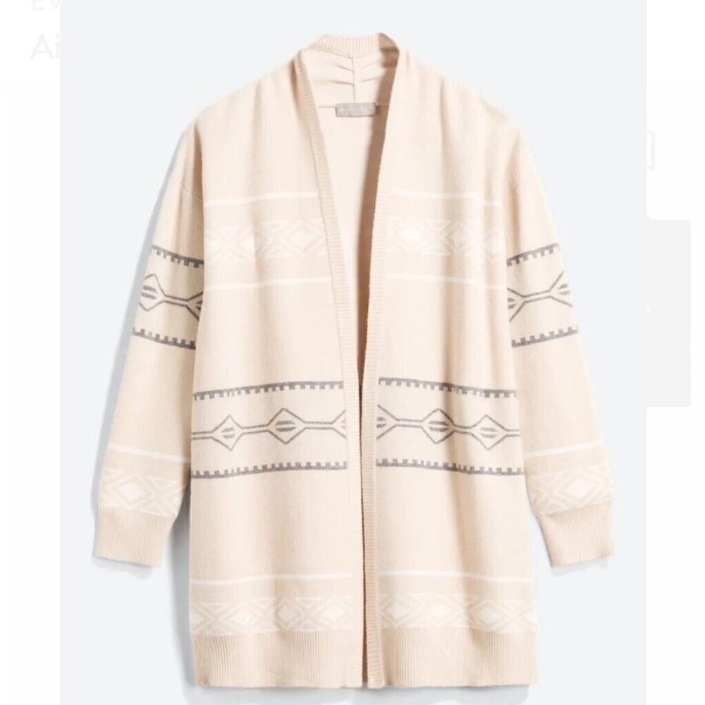 EVOLUTION BY CYRUS Aileen Graphic Print Cardigan